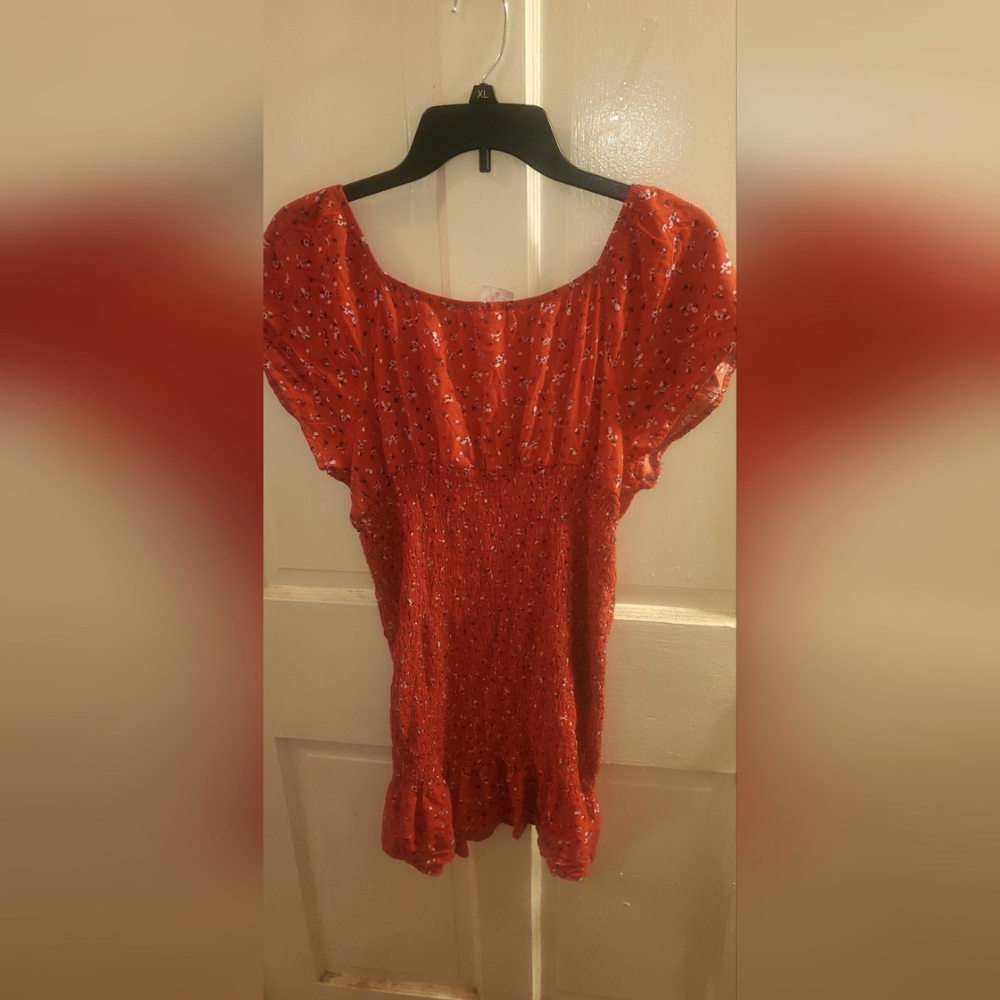 Floral v neck cap sleeve mini dress